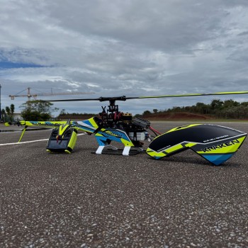 Helicóptero Kraken 700 